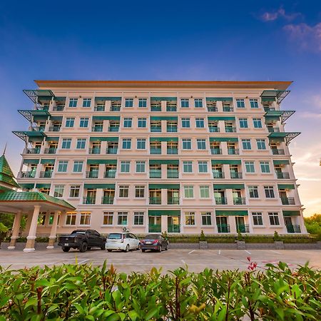 Evergreen Suite Hotel Σούρατ Τανί Εξωτερικό φωτογραφία