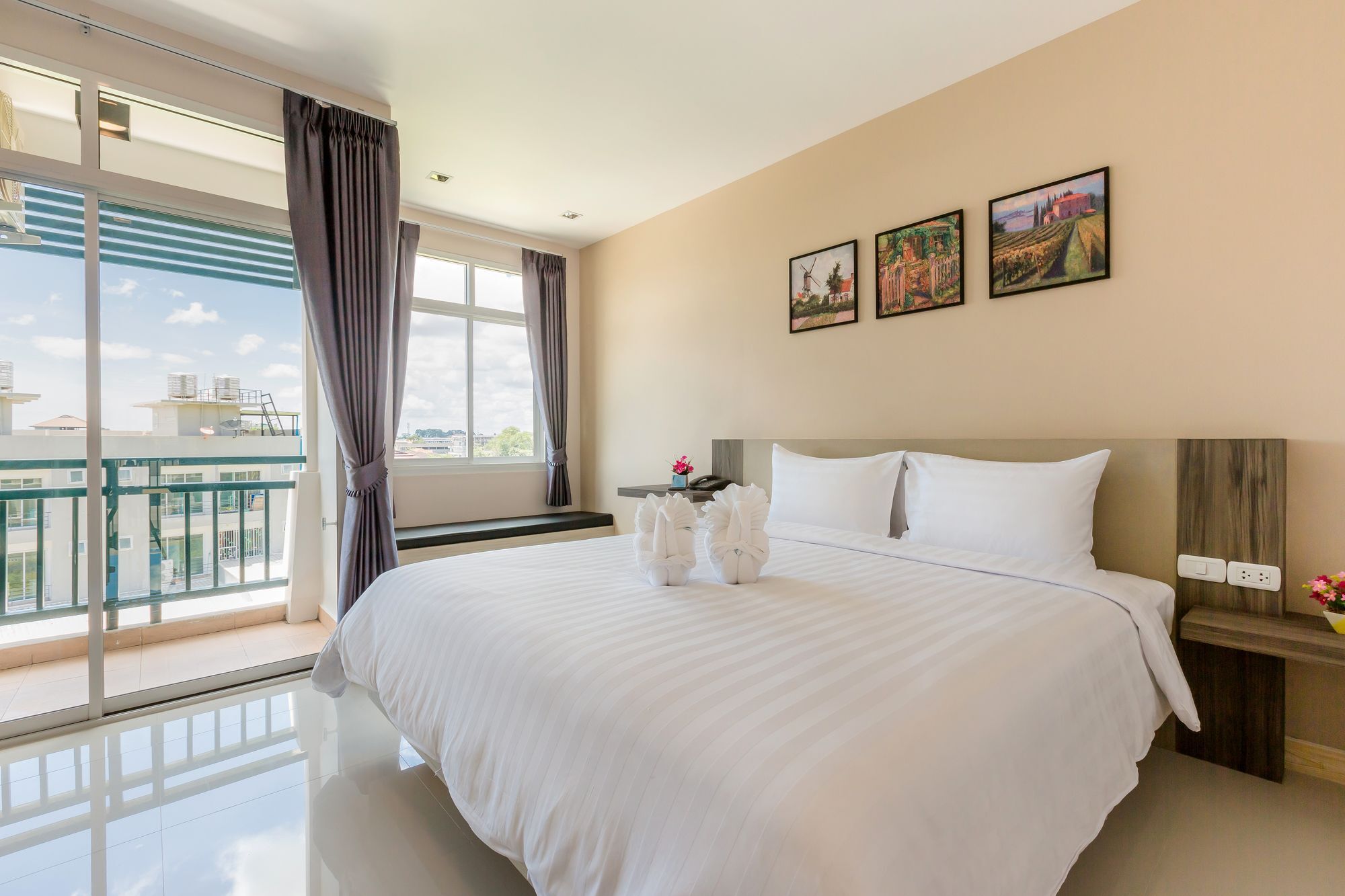 Evergreen Suite Hotel Σούρατ Τανί Εξωτερικό φωτογραφία