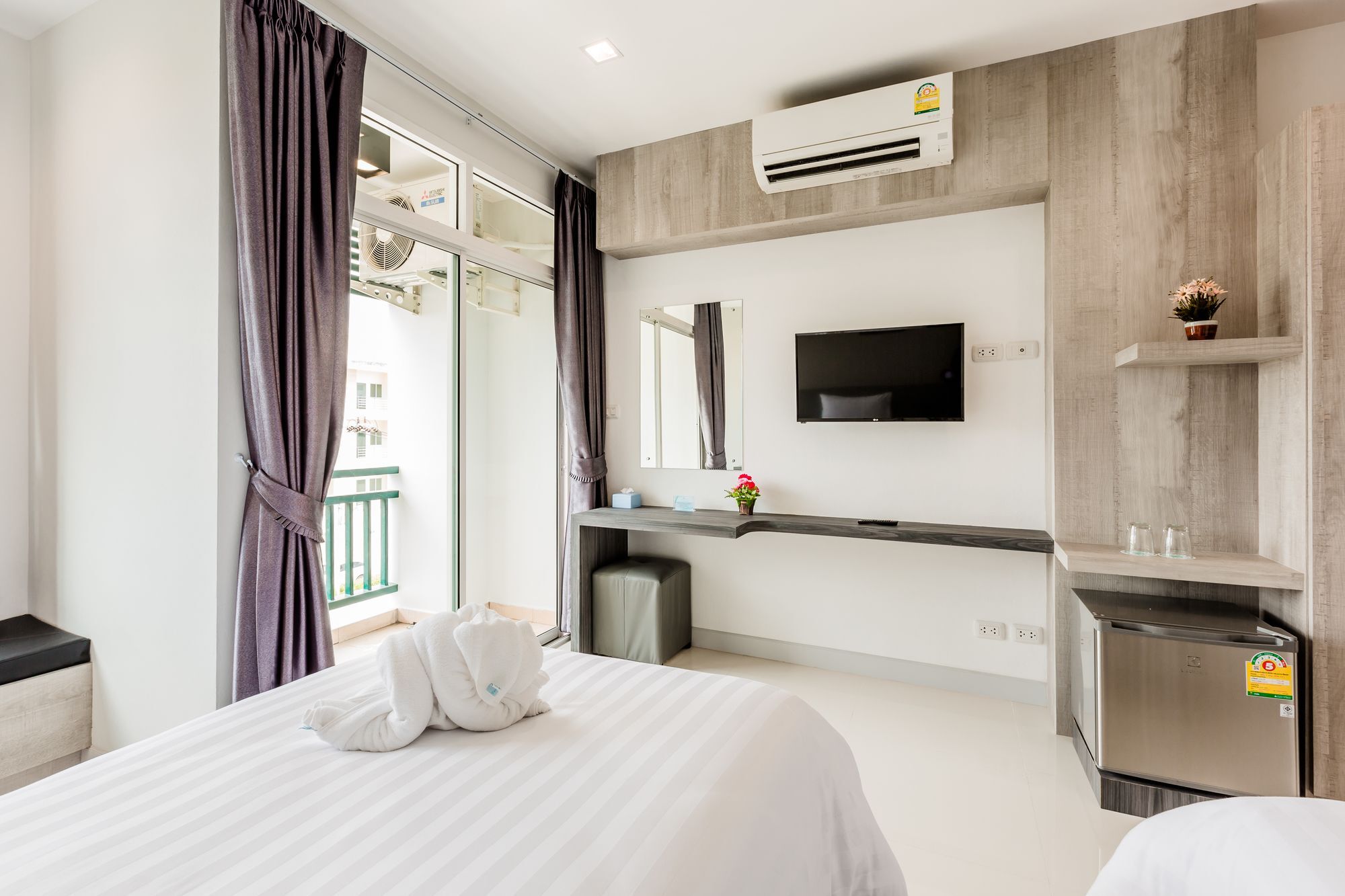 Evergreen Suite Hotel Σούρατ Τανί Εξωτερικό φωτογραφία